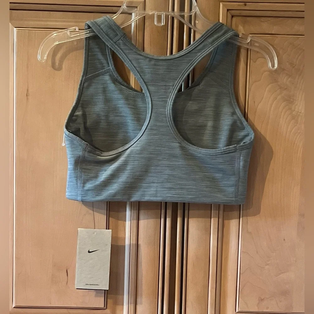 Nike nwt pro